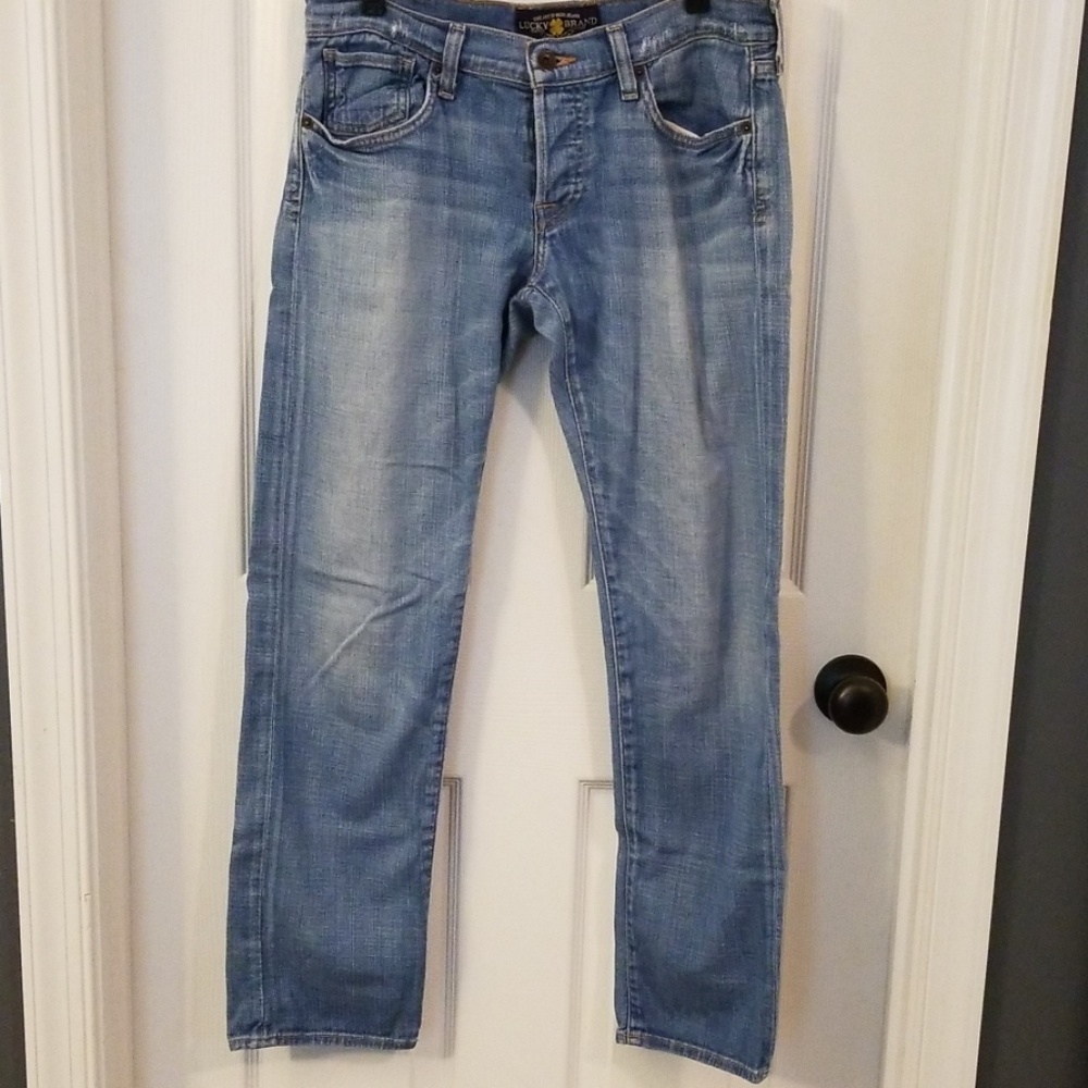 Lucky brand light wash boyfriend crop jeans